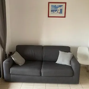 Appartement 2 Avec Piscine Face à La à La Coudouliere, Six-Fours-les-Plages